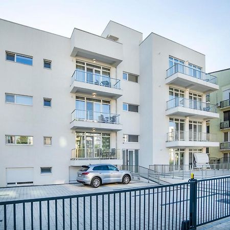 Ono Aparthotel Navodari Bagian luar foto