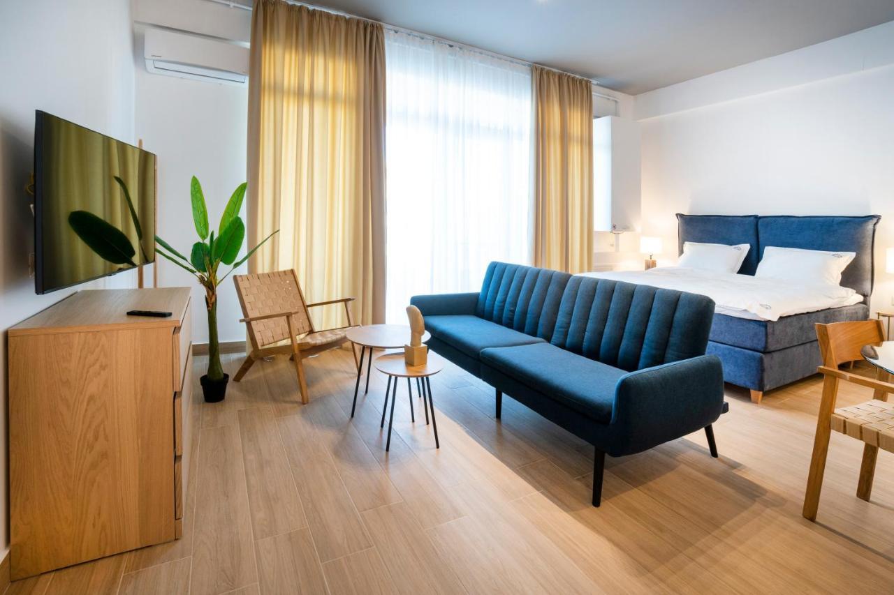 Ono Aparthotel Navodari Bagian luar foto
