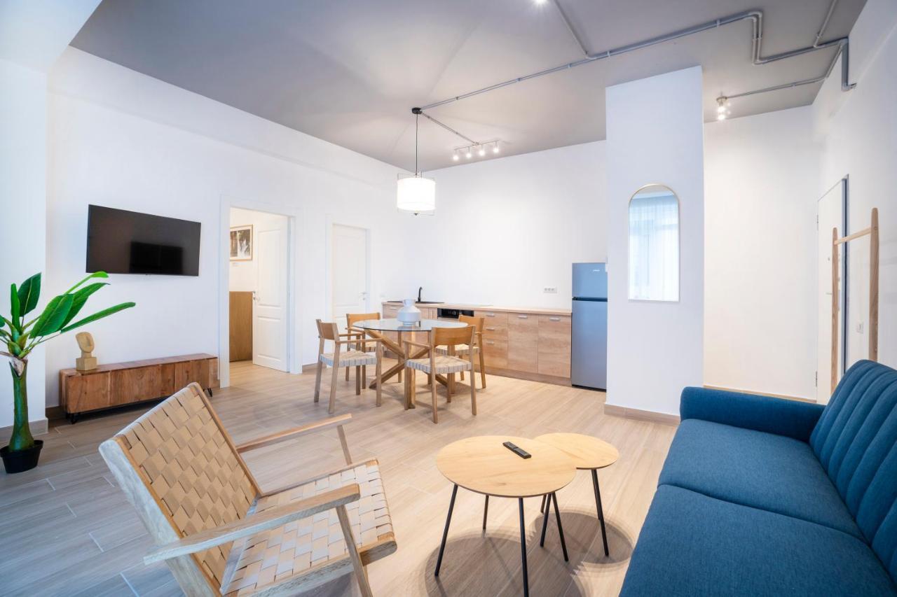 Ono Aparthotel Navodari Bagian luar foto